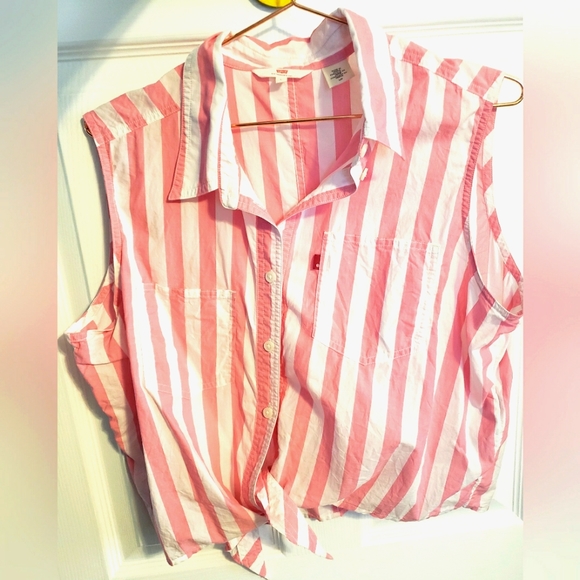 Levi's white & pink sleeveless top - Picture 3 of 5